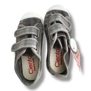 Cienta | Toddler Canvas Sneakers (8) 🩶